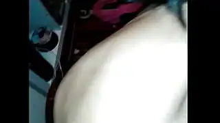 幕后花絮：亚洲熟女跪着吸吮大黑屌